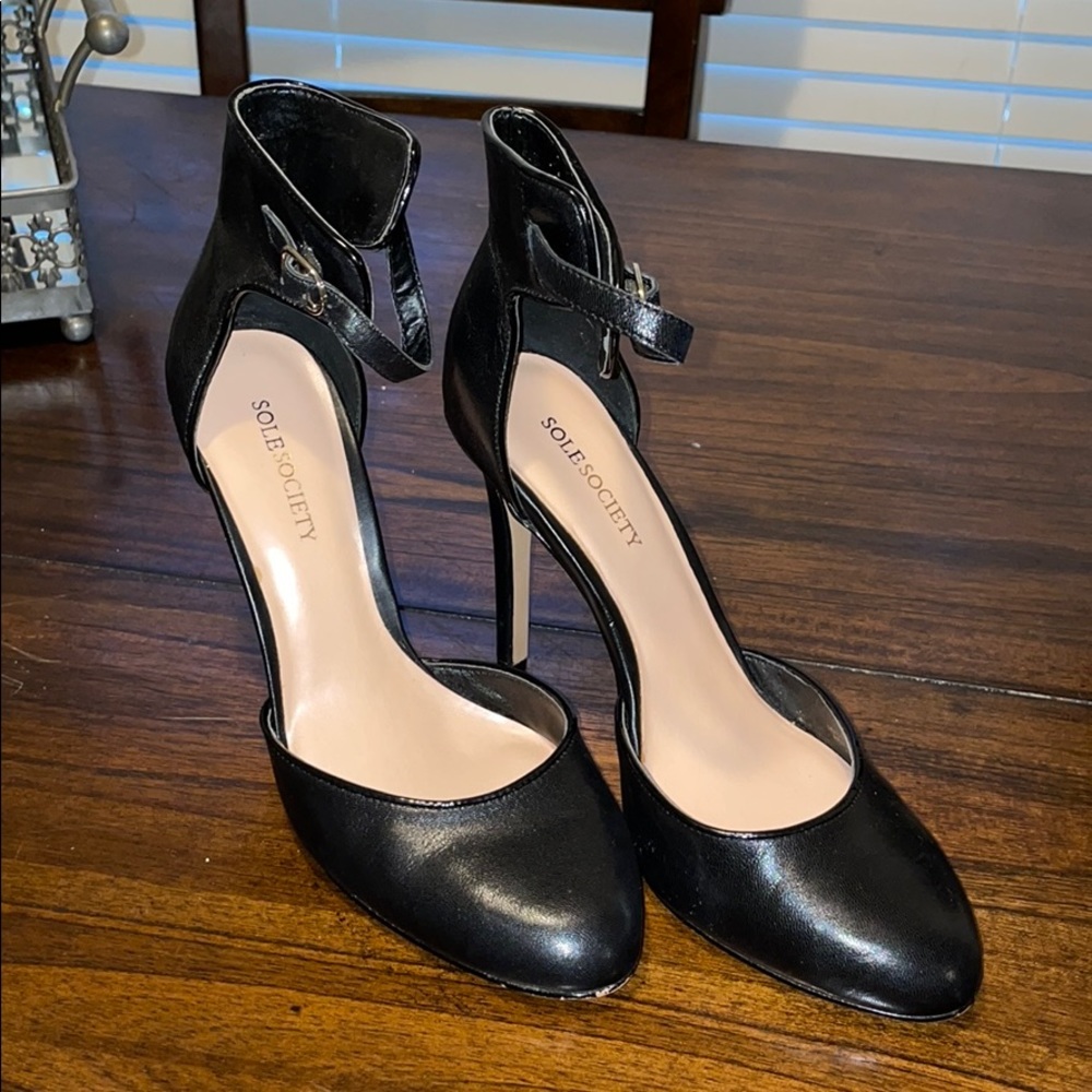 Women’s Sole society black heels size 6.5
